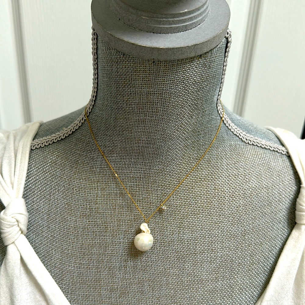 Anthropologie Serafina Dainty Chain Pearl Necklace